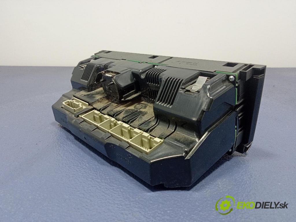 Audi A6 2006 prepínač Klimatizácia: Prúd vzduchu: 4F1820043R