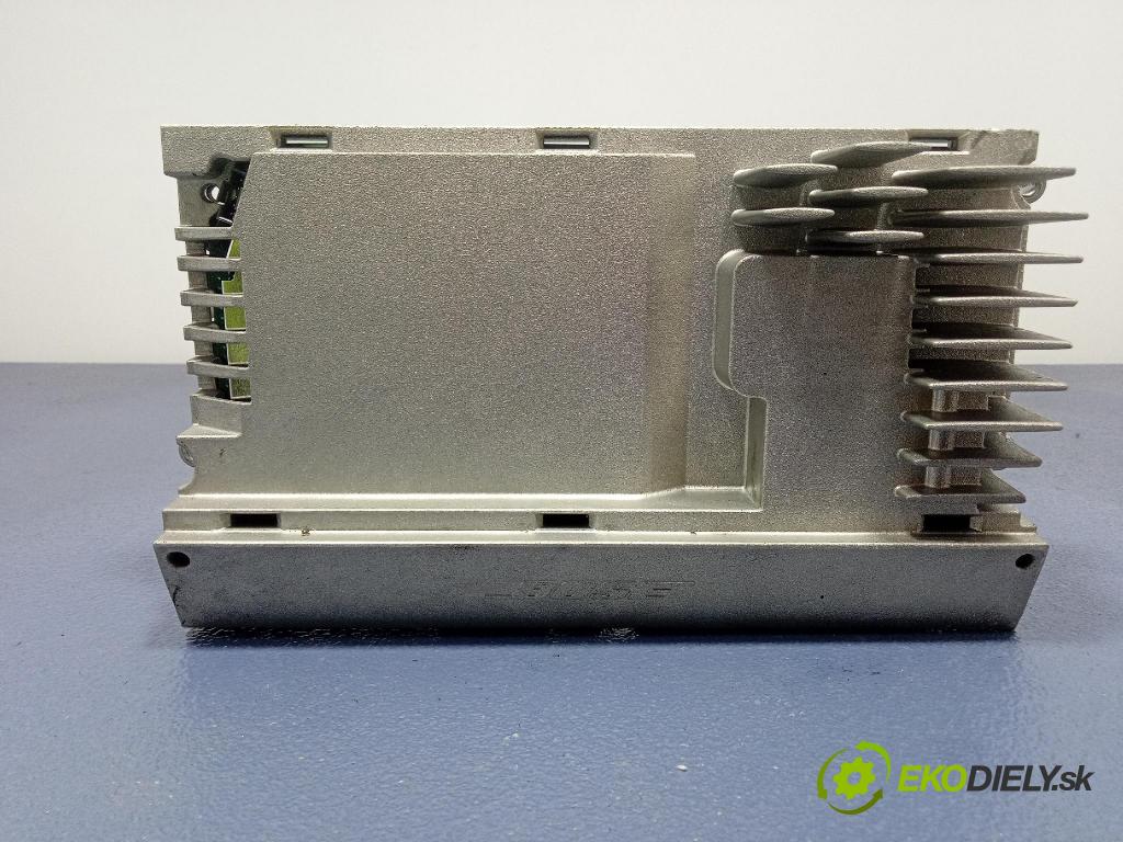 Audi A6 2006 Zesilovač: 4F0035223D