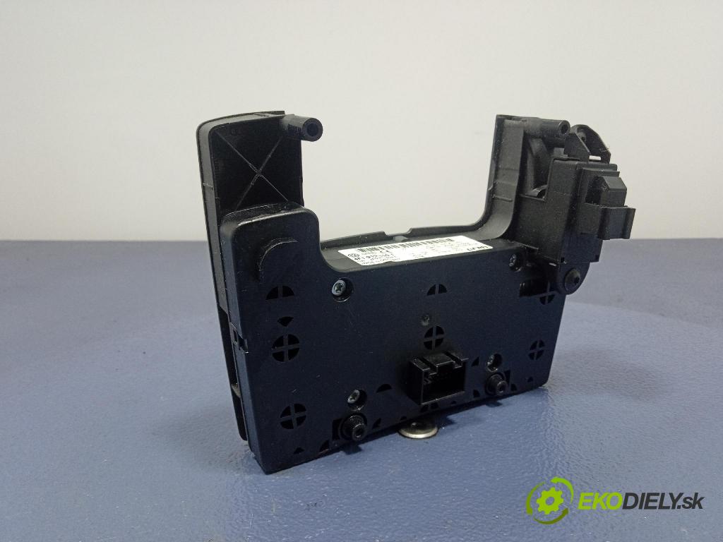 Audi A6 2006 prepínač 4F1919610T