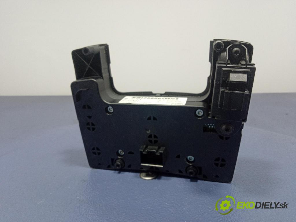 Audi A6 2006 prepínač 4F1919610T