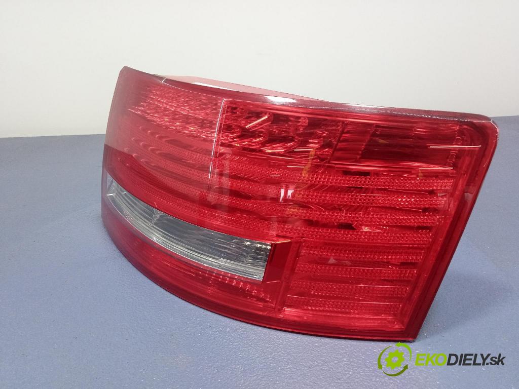 Audi A6 2006 svetlo / reflektor zad Prava: Vonkajsia: