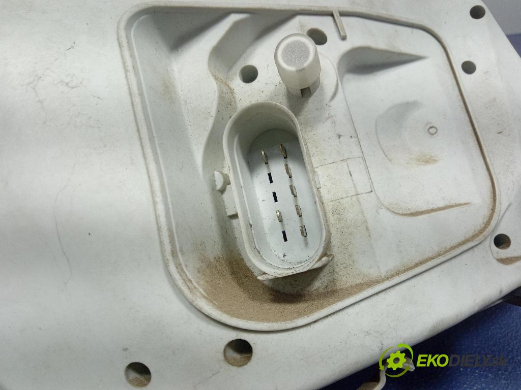 Audi A6 2006 svetlo / reflektor zad Prava: Vonkajsia: 