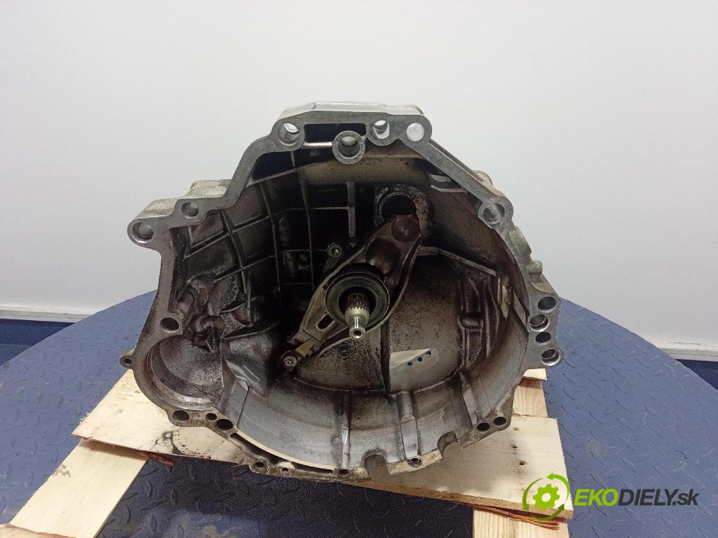Audi A6 2006 prevodovka Manualna 0A2300040J