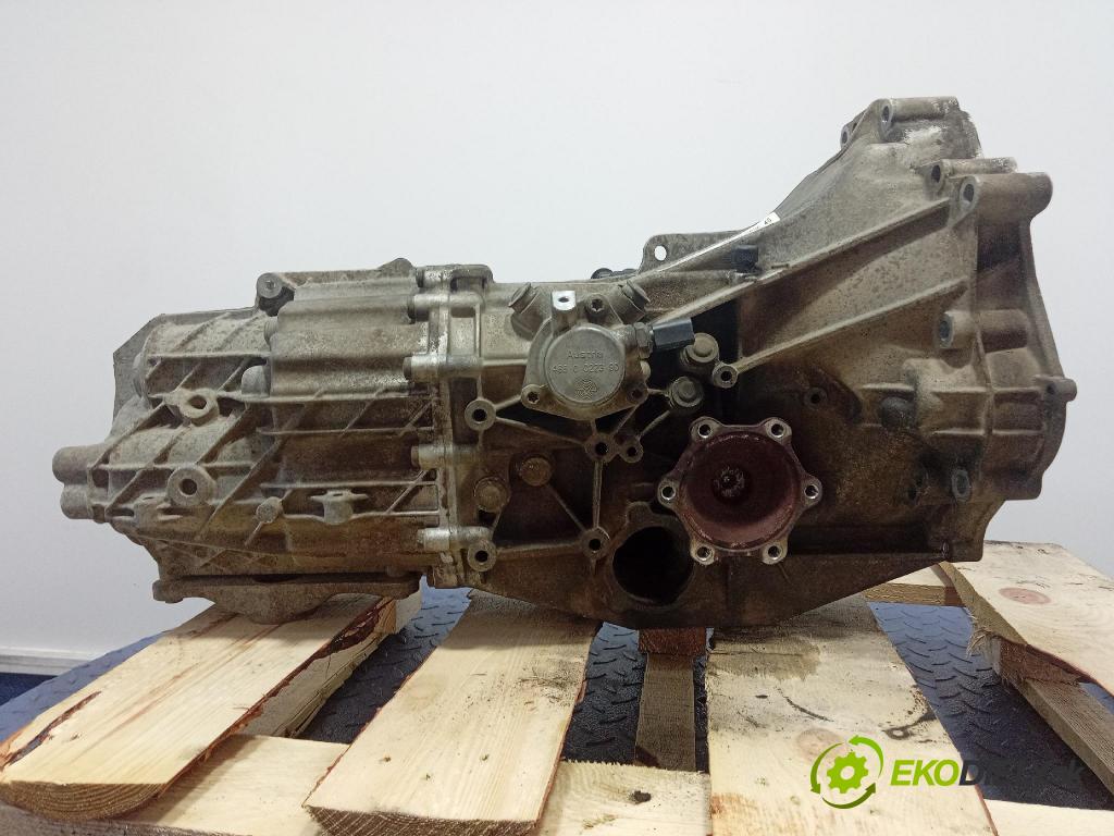 Audi A6 2006 prevodovka Manualna 0A2300040J