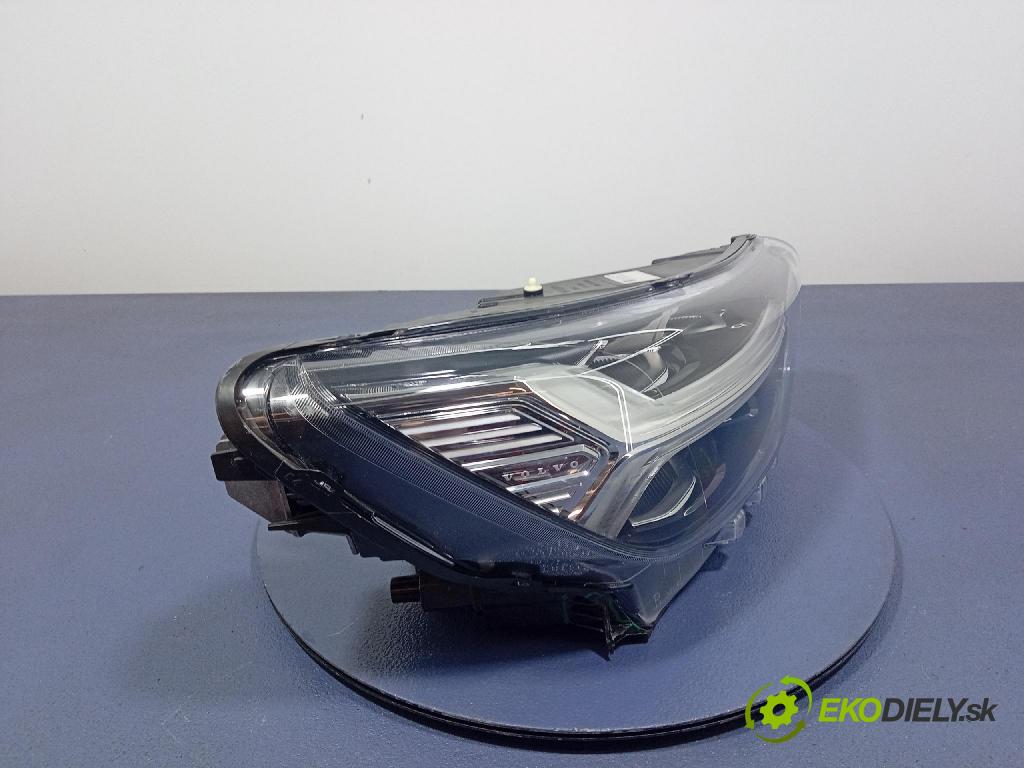 Volvo Xc40 0 Reflektor: v pravo: 32133574