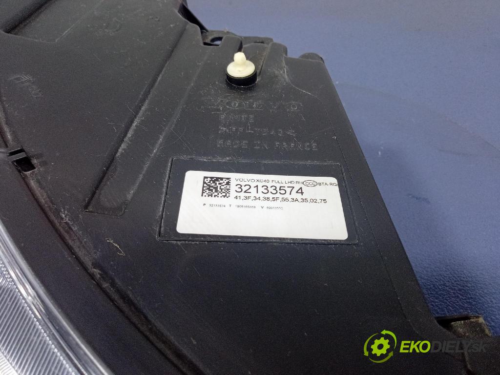 Volvo Xc40 0 Reflektor: v pravo: 32133574
