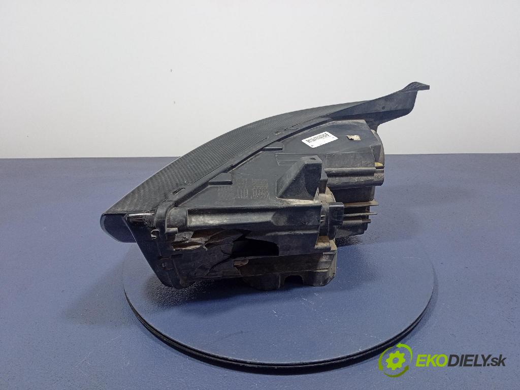 Opel Grandland x 0 Reflektor: v pravo: 366947220