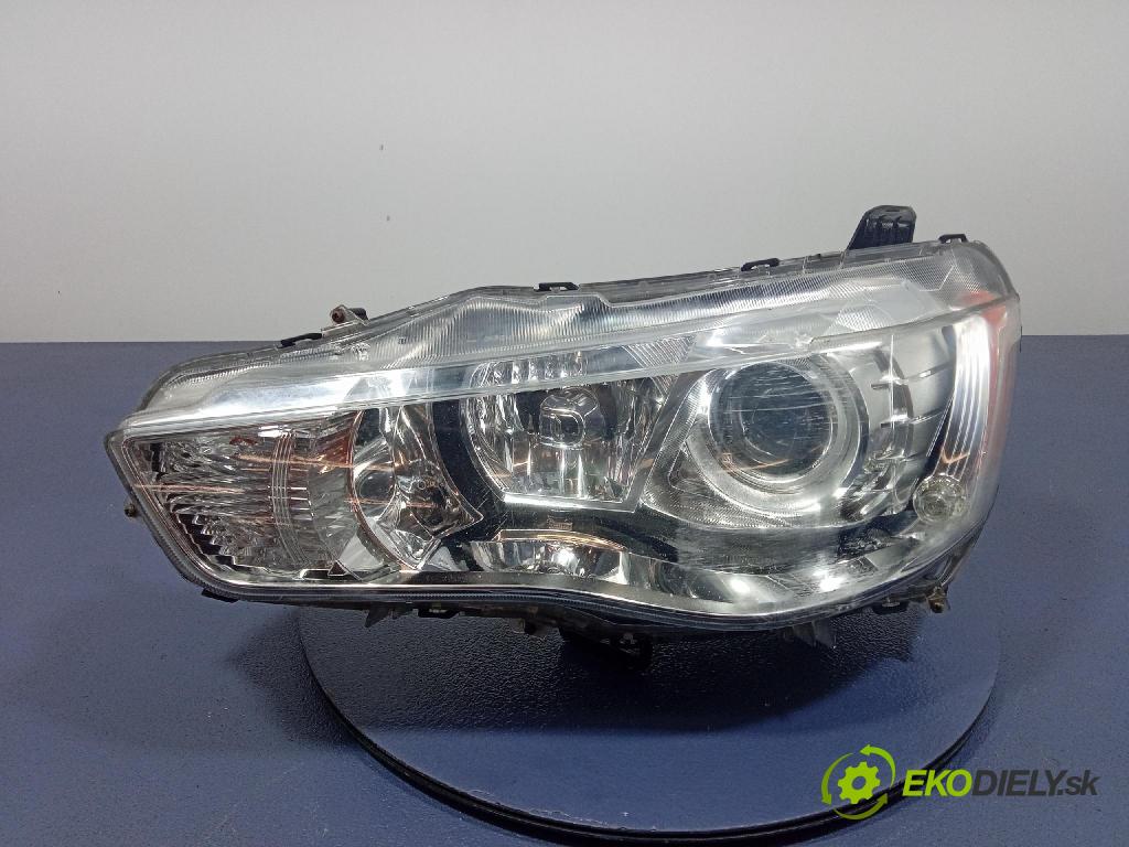 Mitsubishi Outlander 0 Reflektor: Vľavo: P8597