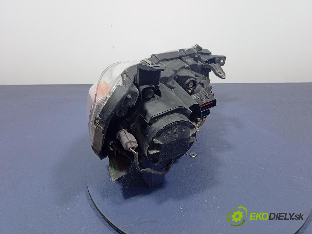 Mitsubishi Outlander 0 Reflektor: Vľavo: P8597