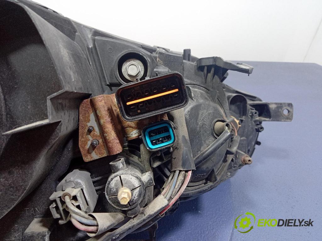 Mitsubishi Outlander 0 Reflektor: Vľavo: P8597