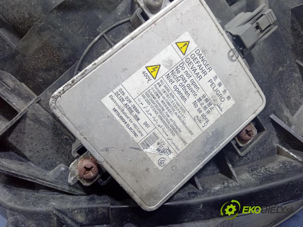 Mitsubishi Outlander 0 Reflektor: Vľavo: P8597