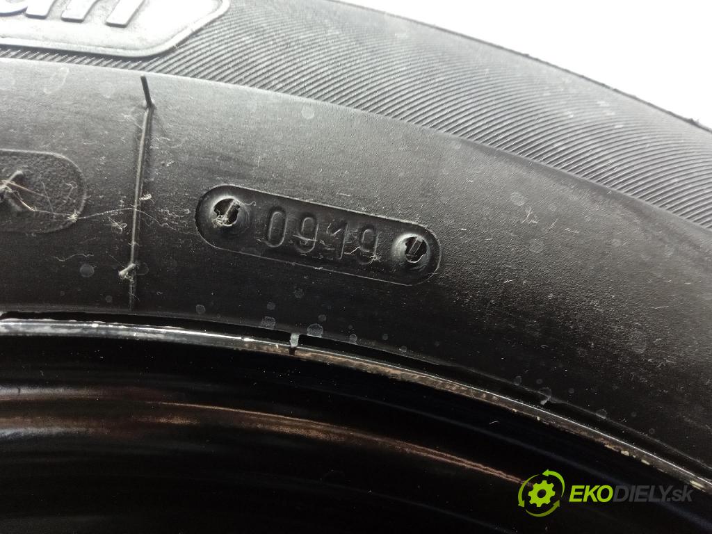 Audi A6 2006 koleso Prístup: 4F0 601 027