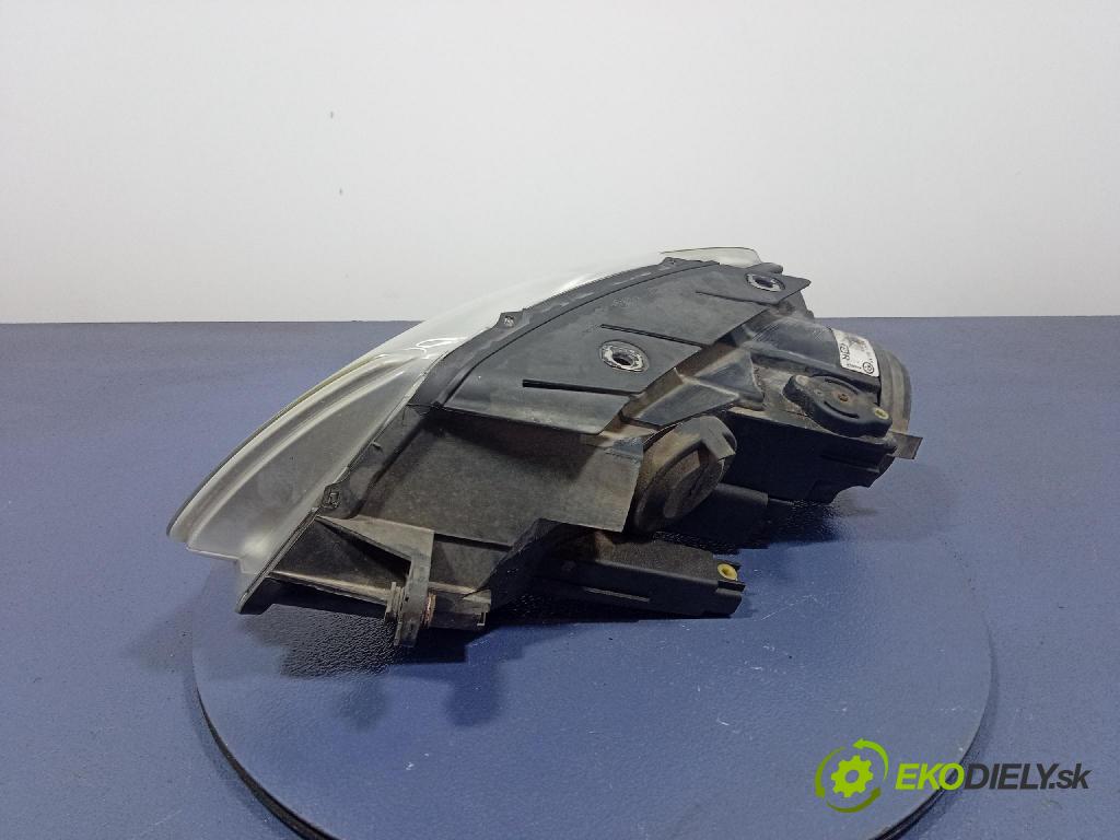 Vw Passat 2009 světlo v pravo: 3C0941006AB