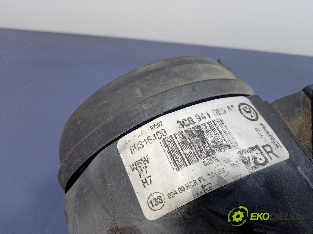 Vw Passat 2009 světlo v pravo: 3C0941006AB