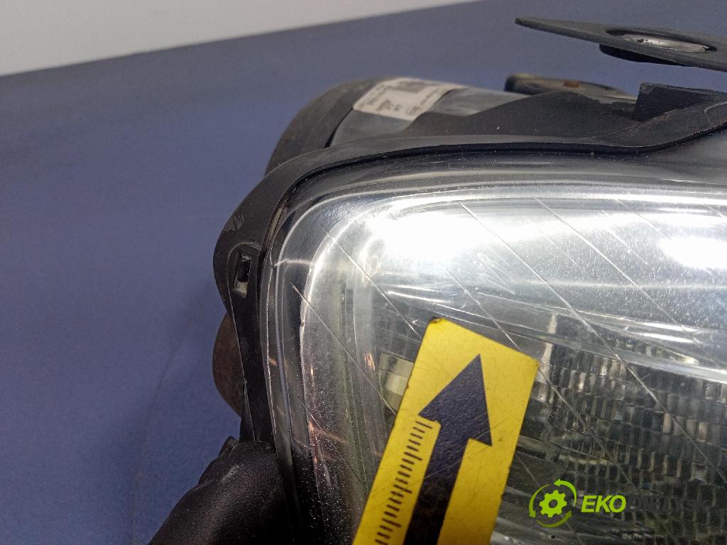 Vw Passat 2009 světlo v pravo: 3C0941006AB