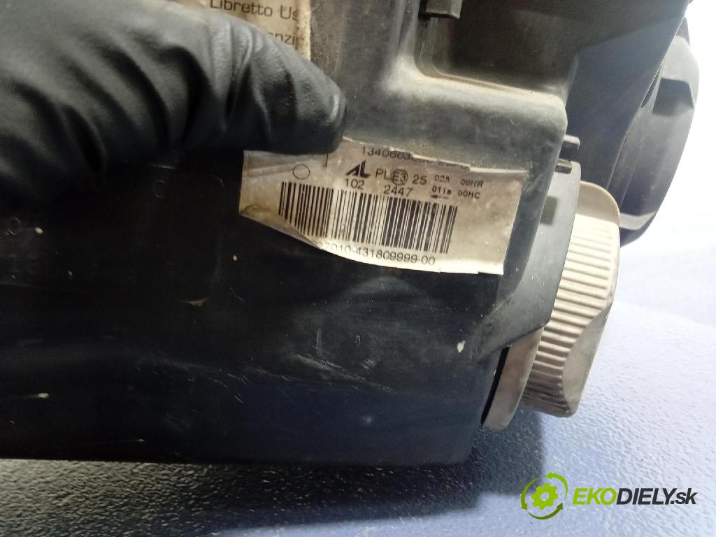 Citroen Jumper 2010 Reflektor: v pravo: 1340663080