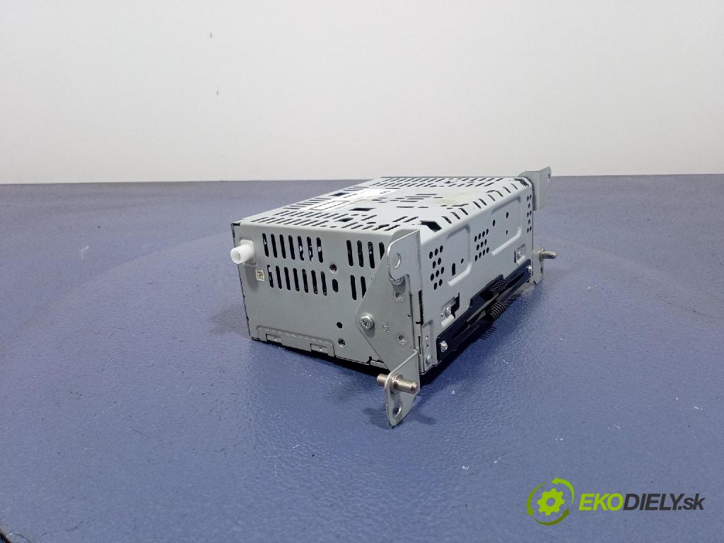 Ford Mondeo 2015 Radio I Navigácia: DS7T-19C107-DH