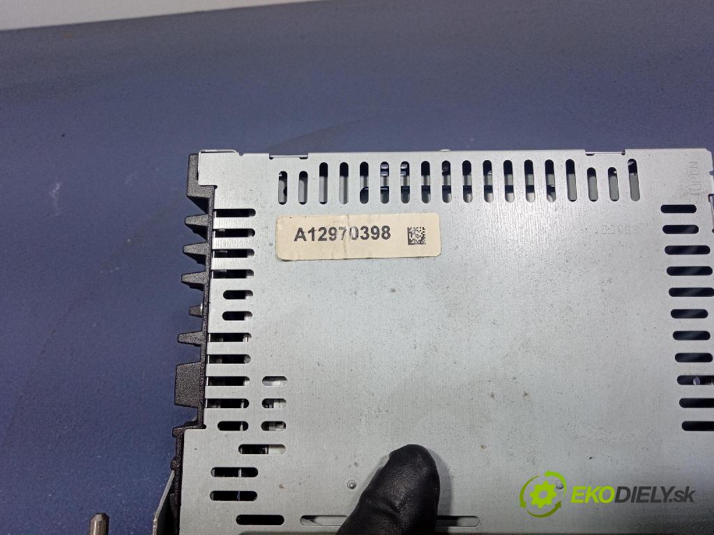 Ford Mondeo 2015 Radio I Navigácia: DS7T-19C107-DH