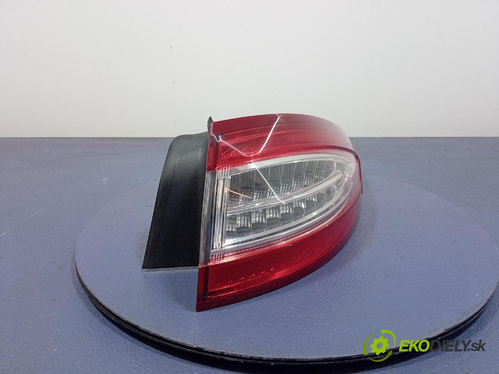 Ford Mondeo 2015 svetlo / reflektor zad Prava: Vonkajsia: DS73-13404-FH