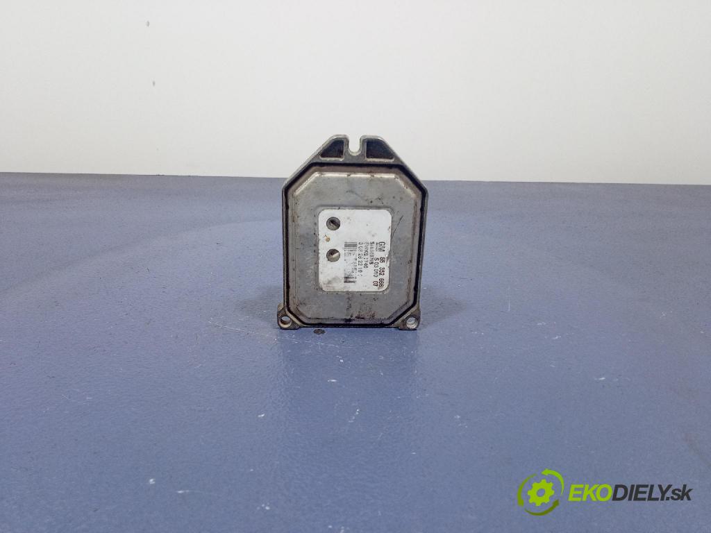 Opel Vectra 2003 riadiaca jednotka Motor: 55352666