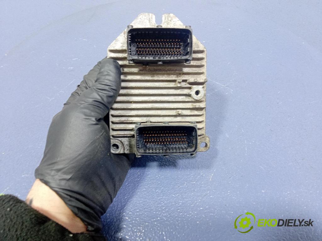 Opel Vectra 2003 riadiaca jednotka Motor: 55352666
