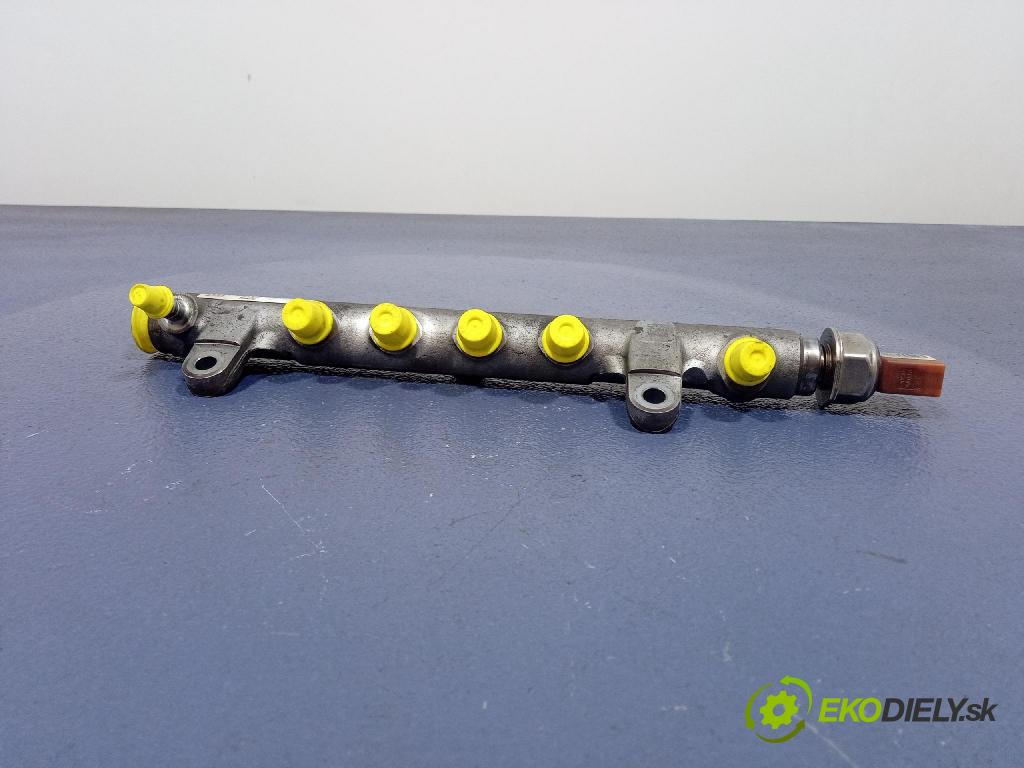 Vw Passat 2009 lišta Dodávka: 03L130089