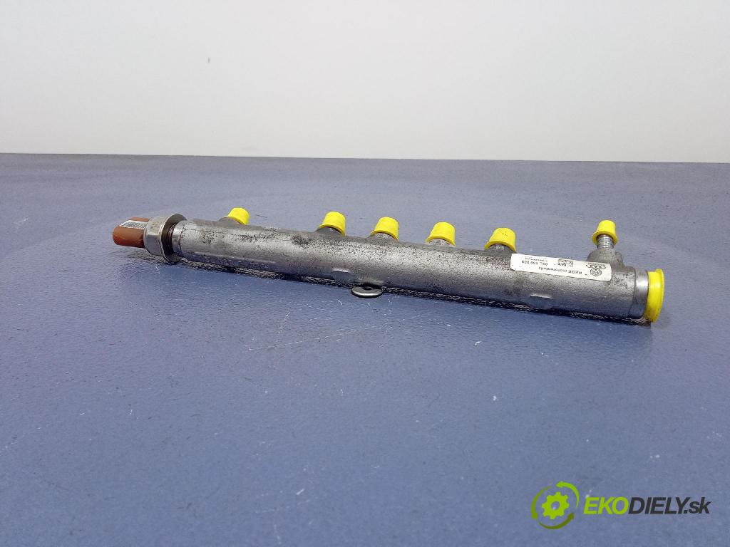 Vw Passat 2009 lišta Dodávka: 03L130089