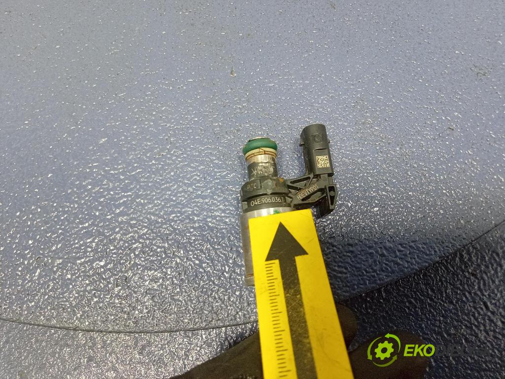 Vw Golf 0 lišta Dodávka: 04E133320D