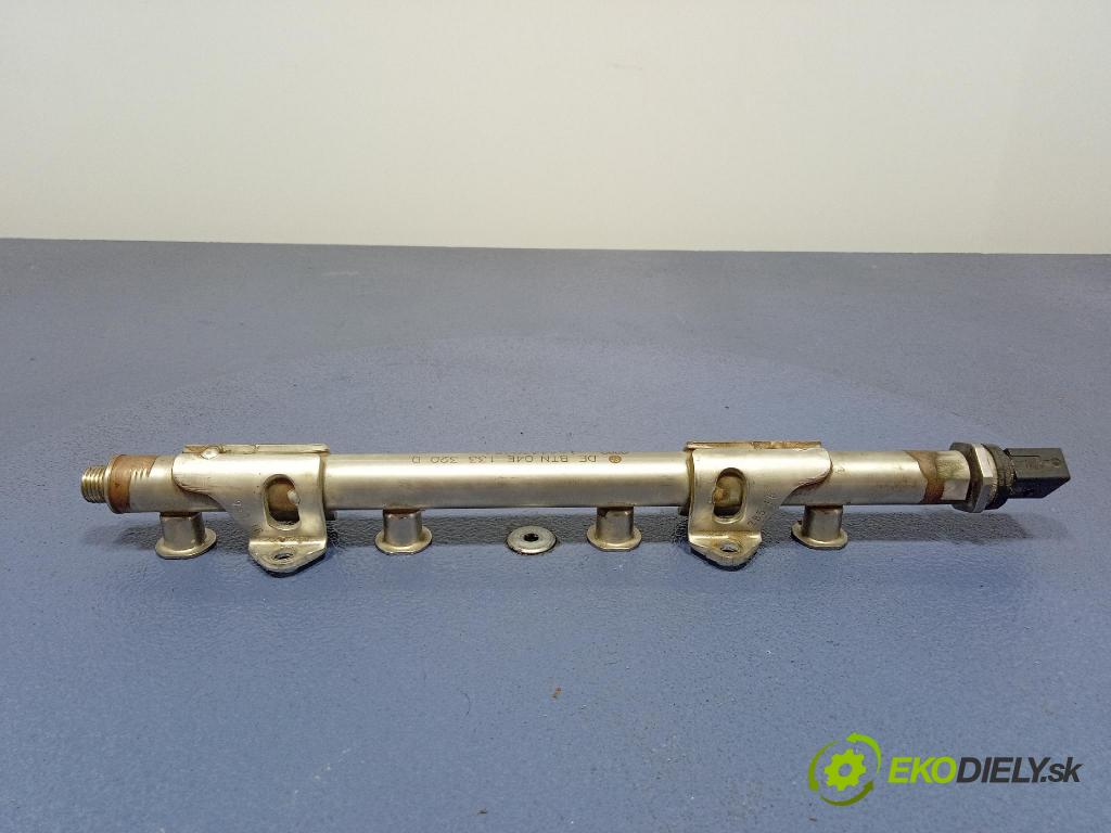 Vw Golf 0 lišta Dodávka: 04E133320D