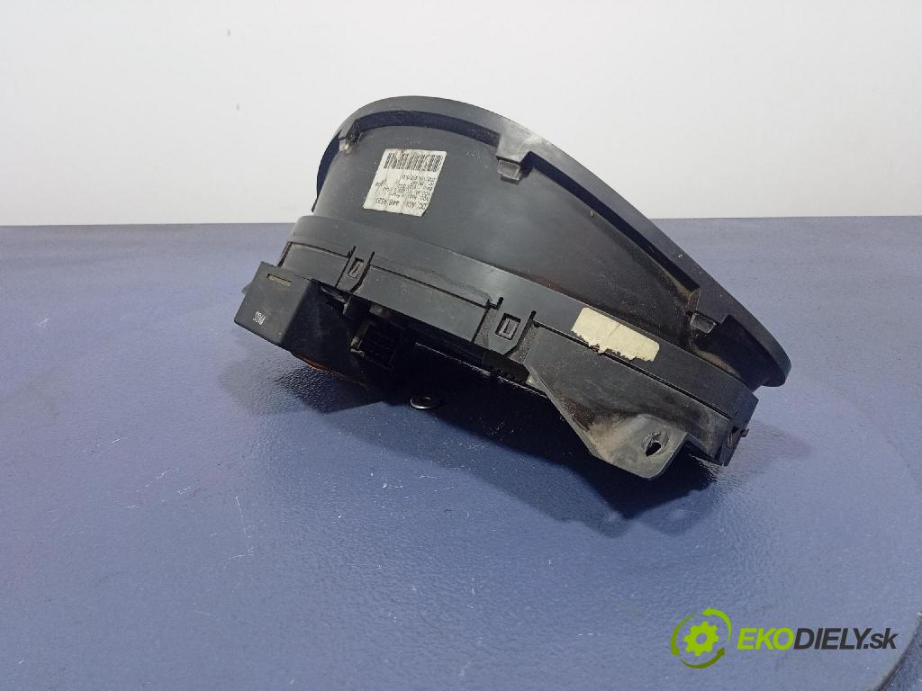 Mercedes Sprinter 1995 prístrojovka/ budíky A0014464521