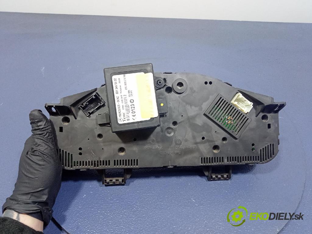 Mercedes Sprinter 1995 prístrojovka/ budíky A0014464521