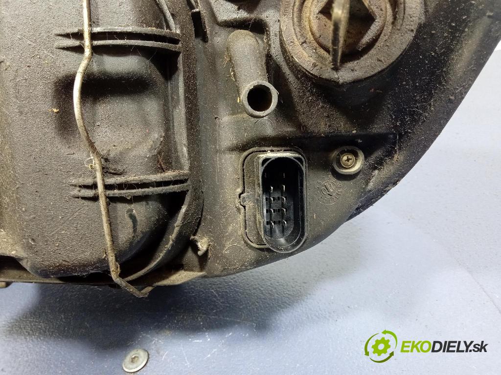 Mercedes Sprinter 1995 Reflektor: v pravo: 1EH246047-02