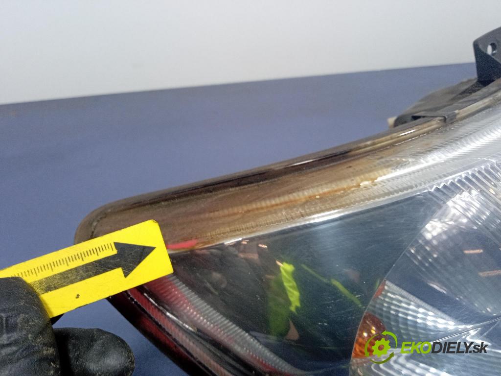 Mercedes Sprinter 1995 Reflektor: v pravo: 1EH246047-02