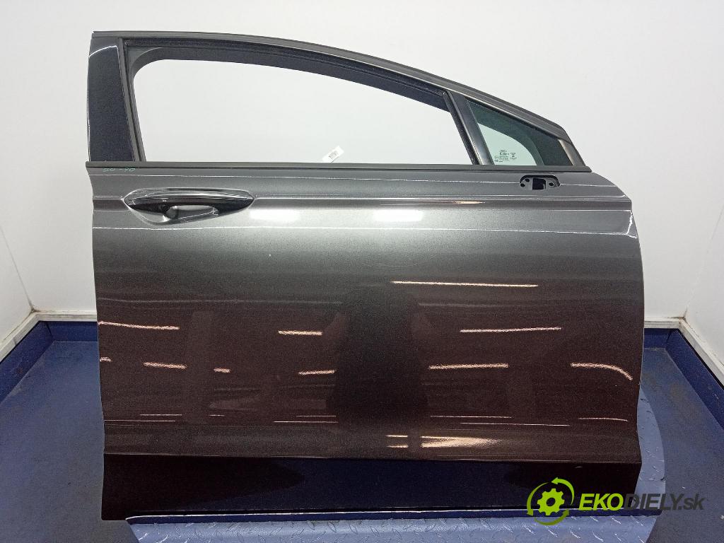 Ford Mondeo 2015 dvere Predné pravé