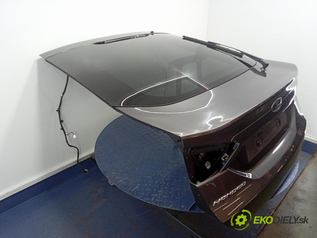 Ford Mondeo 2015 zadna dveře kufra: kufra: