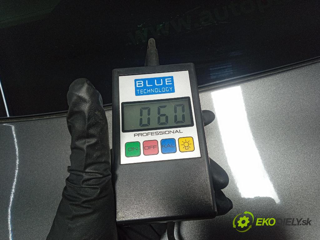 Ford Mondeo 2015 zadna dveře kufra: kufra: