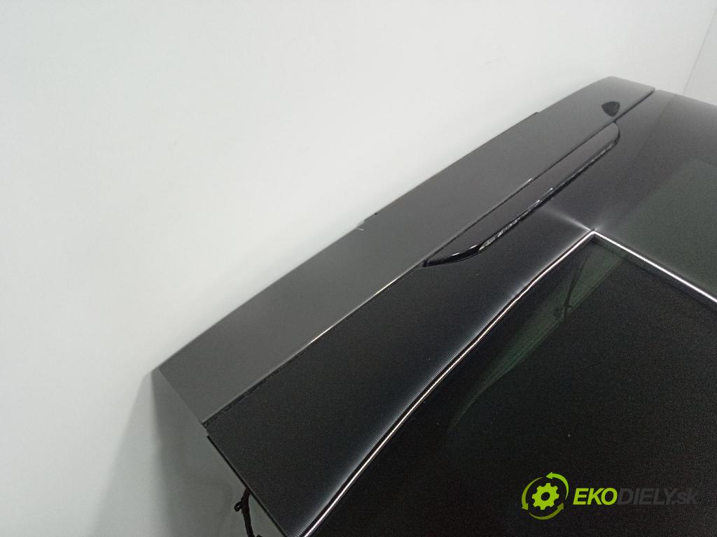 Ford Mondeo 2015 zadna dveře kufra: kufra: