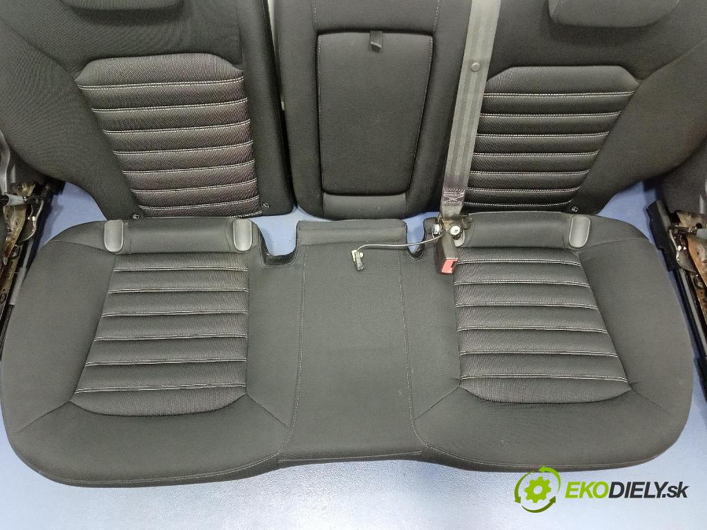 Ford Mondeo 2015 sedačke: Set.: