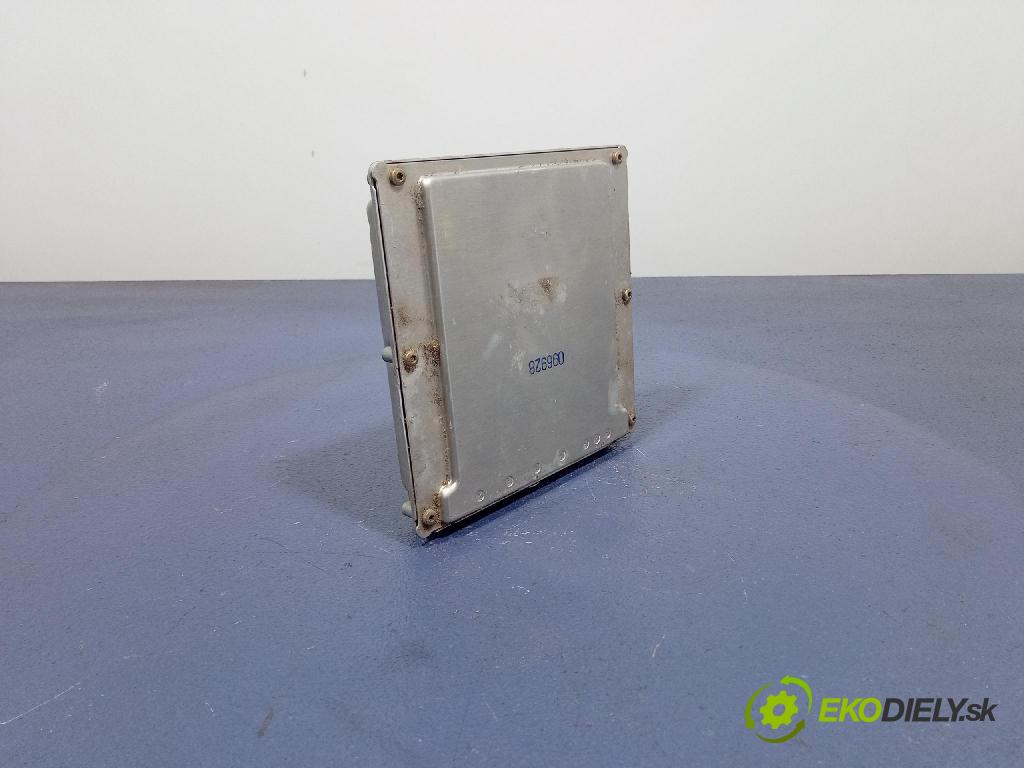 Mercedes Sprinter 1995 riadiaca jednotka Motor: A6121534779