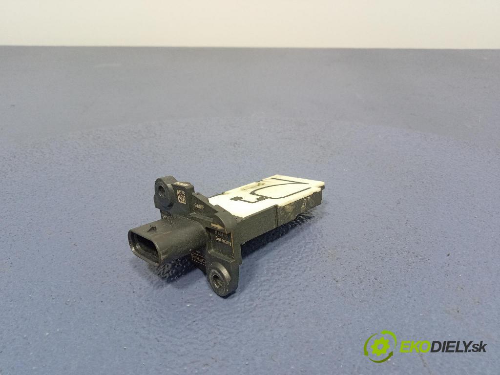 Ford Mondeo 2015 váha vzduchu CA61-12B579-AA