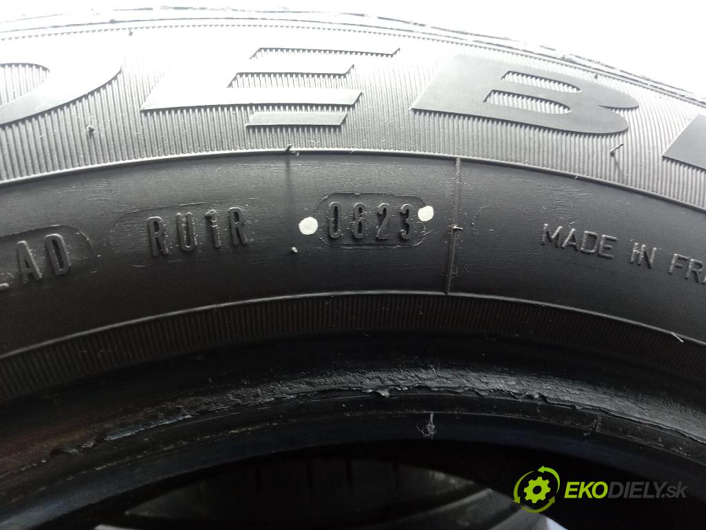 Vw Golf 2001 pneumatika Leto: 5452000679963