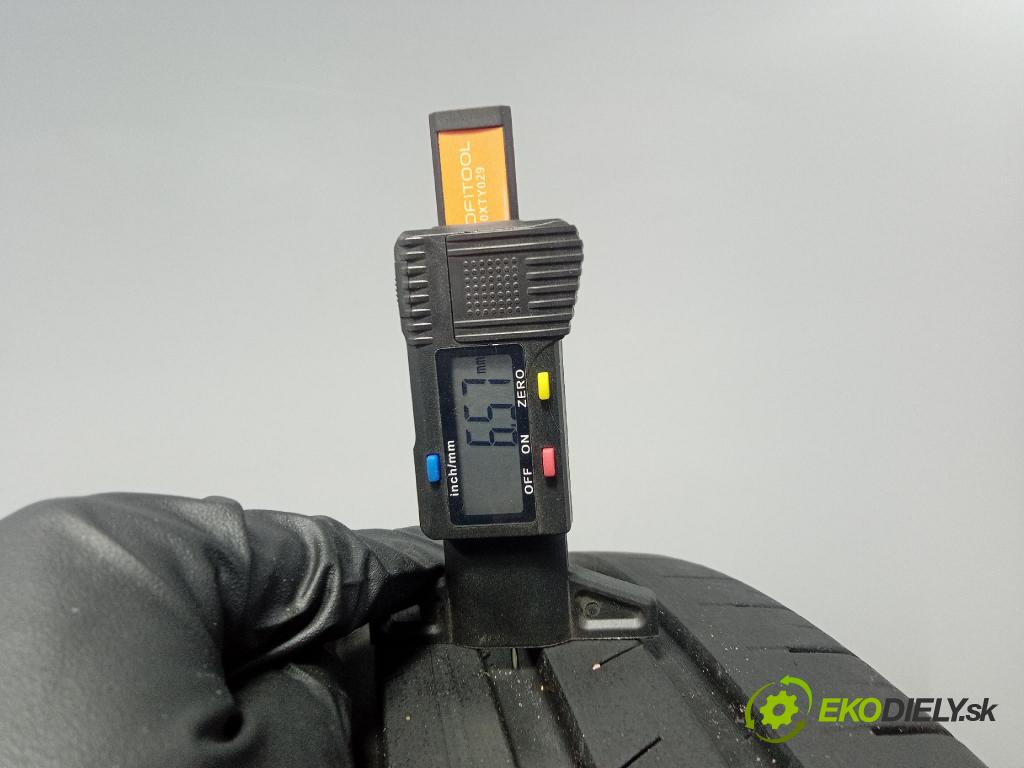 Vw Golf 2001 pneumatika Leto: 5452000679963