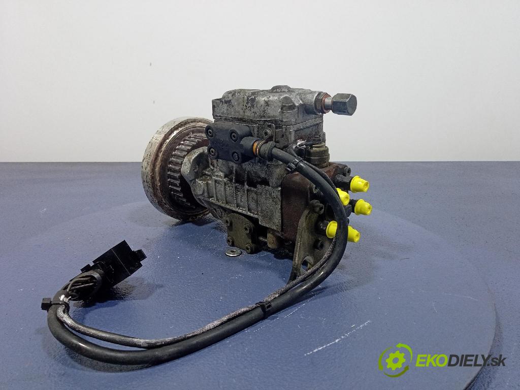 Vw Transporter 2000 čerpadlo Injekcia: 074130115B
