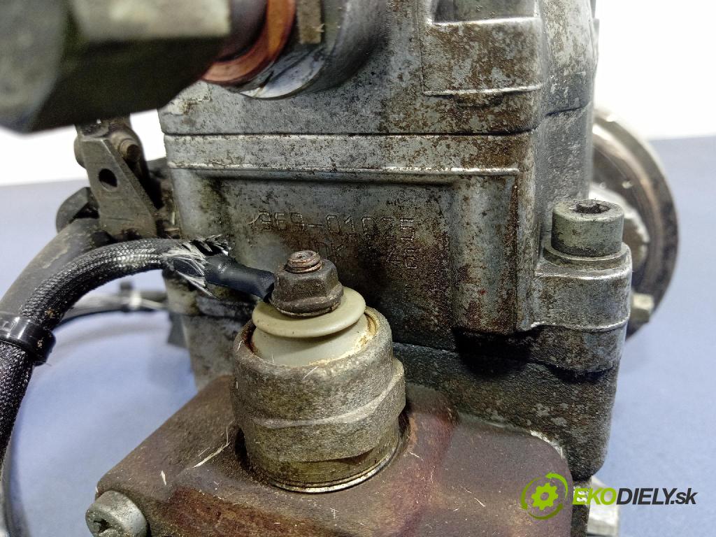 Vw Transporter 2000 čerpadlo Injekcia: 074130115B