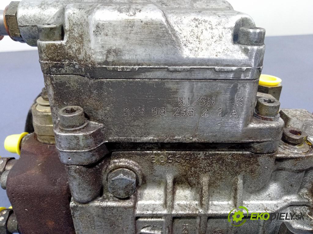 Vw Transporter 2000 čerpadlo Injekcia: 074130115B