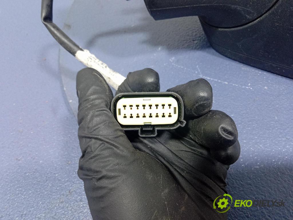 Ford Mondeo 2015 zrkadlo Vľavo: