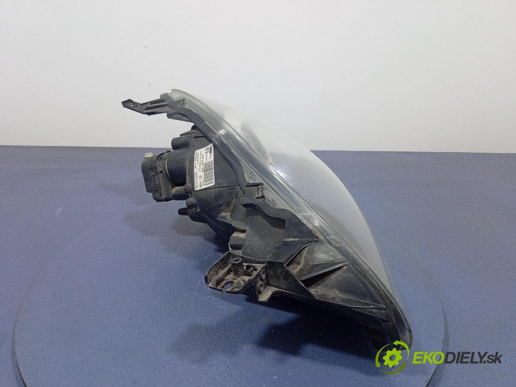 Toyota Aygo 2009 světlo Levý: 81150-0H070