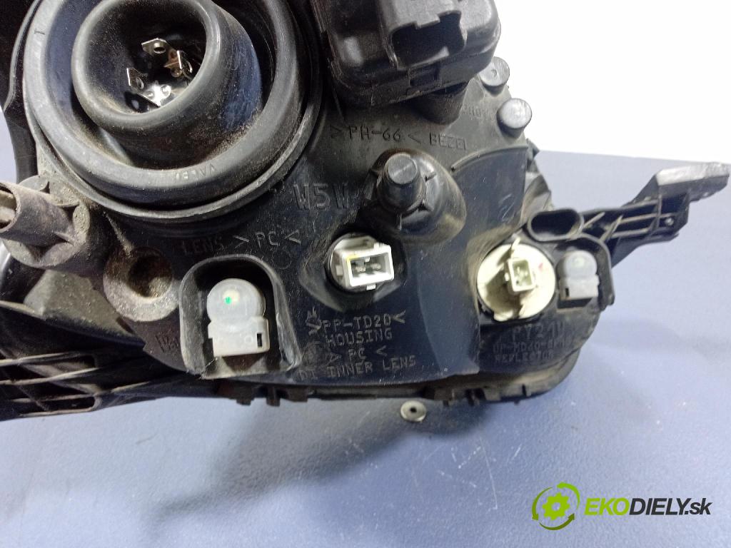 Toyota Aygo 2009 světlo Levý: 81150-0H070