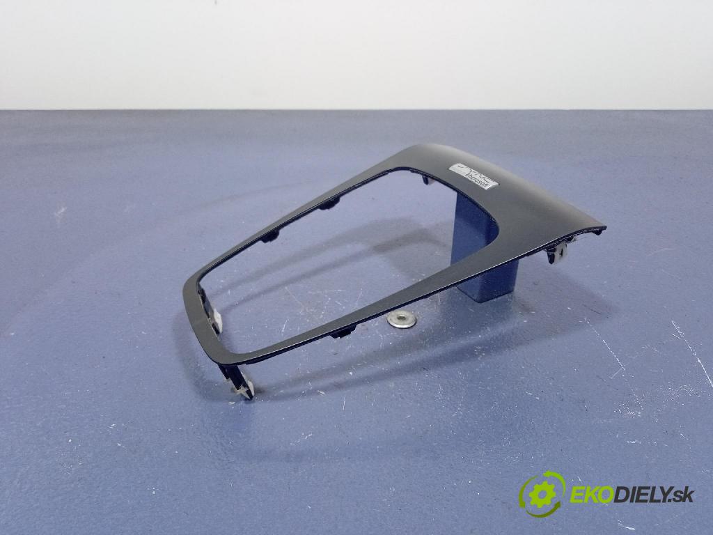 Ford Mondeo 2015 kryt Plast: Interiéry: DS73-F045A76-G