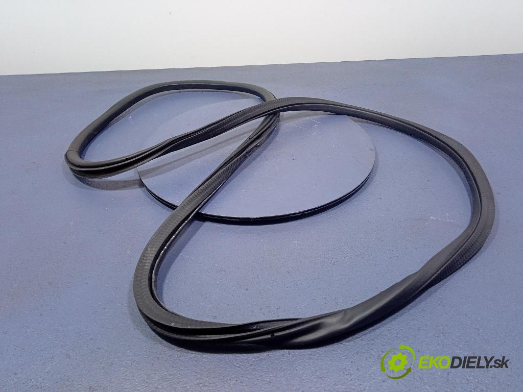 Ford Mondeo 2015 Těsnění: dvere